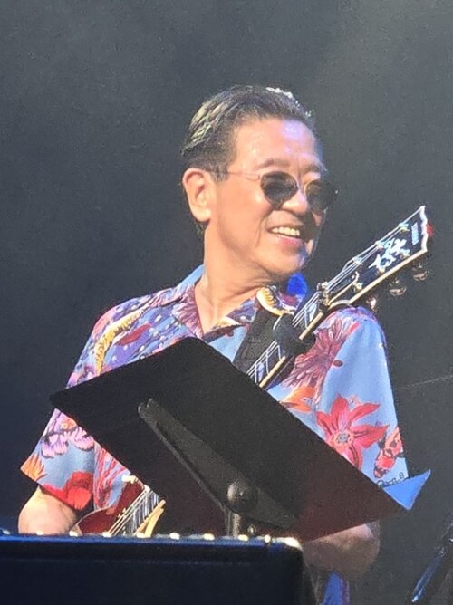 Masayoshi Takanaka performing